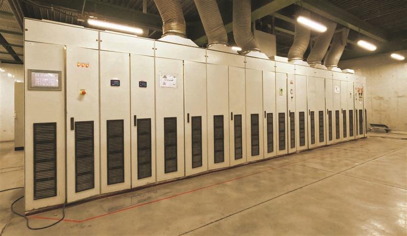 تعویض درایوهای قفسه F6 نورد گرم فولاد مباركه بدون حضور كارشناسان خارجی